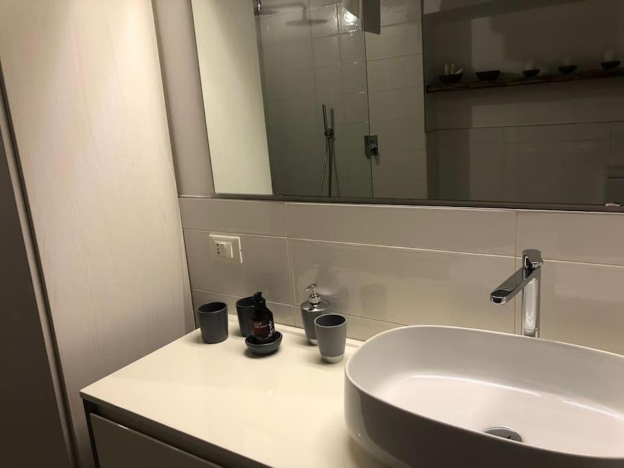 La Petite Maison - Two-Room Apartment Bergamo Esterno foto