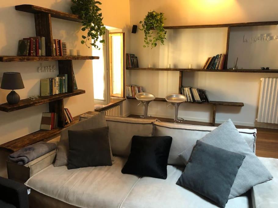 La Petite Maison - Two-Room Apartment Bergamo Esterno foto